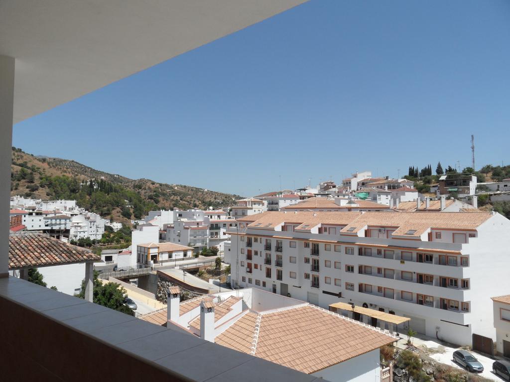 Hotel Las Flores Tolox Exterior photo